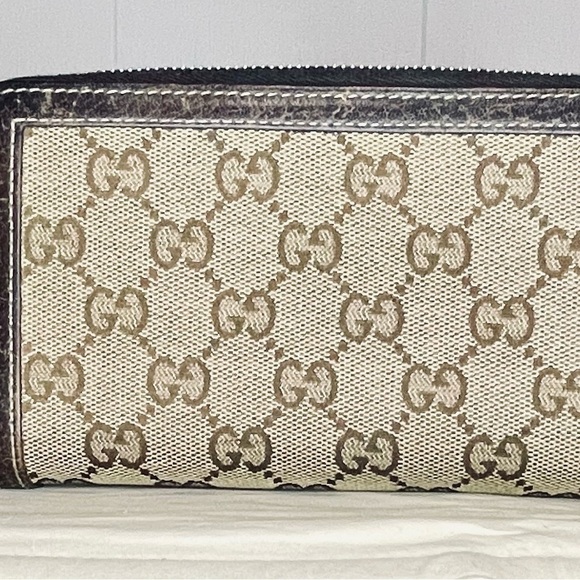 Gucci Bamboo Tassel Zip Wallet - Picture 1 of 15